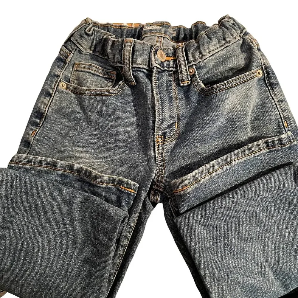 SKU 1507 Old Navy Child Size 8 Straight Blue Jeans Built In Flex Medium Wash